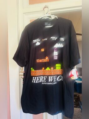 Super Mario Bros. 'Here We Go' Graphic Tee - Black
